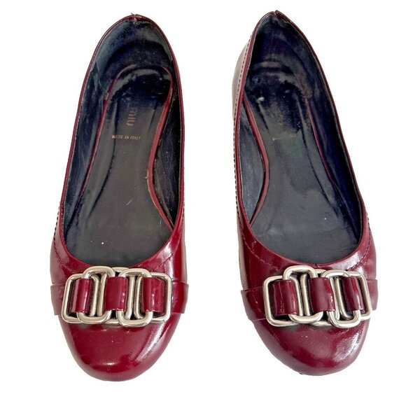 MIU MIU Burgundy Patent Leather Ballet Flats Silver Buckle Accent Women's Sz 40 - Picture 2 of 16